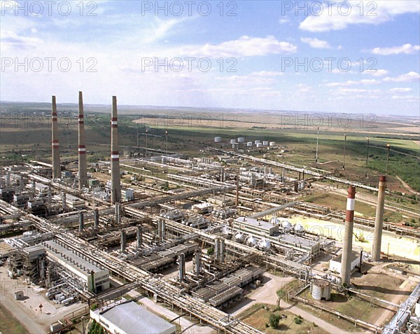 Orenburg, russia, orenberg gas plant, an operation of gazprom's local branch, processing gas condensate from europe's biggest deposit on the bank of the ural river.