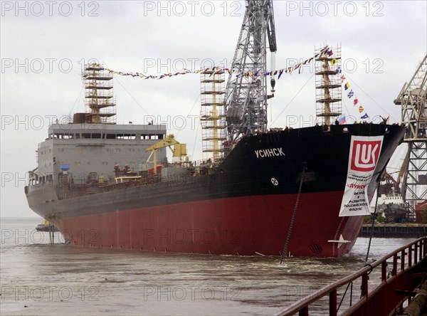 St,petersburg, russia, june 8, 2002, the usinsk tanker launching ceremony took place at st,petersburg's admiralty shipyard