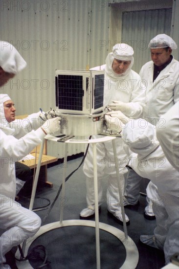 Baikonur, kazakhstan, december 16 2002: preparation of 'saudi sat - 1c' one of five foreign satellites to be launched on december 20, a conversion rocket 'dnepr-1' will be used for the purpose, (photo sergei kazak) .