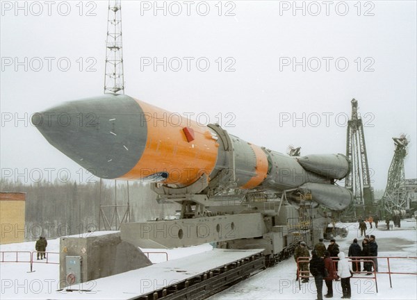 Caption: tas31: archangel region, russia, march 31, 2003, at the launch complex of plesetsk cosmodrome (in pic), the launch of a communication satellite with a booster rocket 'molniya-m' is scheduled for april 2, (photo itar-tass / alexander babenko) .