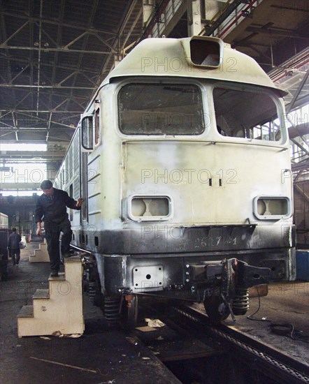 Diesel locomotive of te 114-i type being assembled at the luganskteplovoz plant, ukraine, for export to iraq, the holding company launched manufacturing of locomotives suitable for operation in dusty desert conditions to be used on iraq railroads.