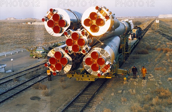 The soyuz tm-21 rocket on the way to the launch pad, 1995.
