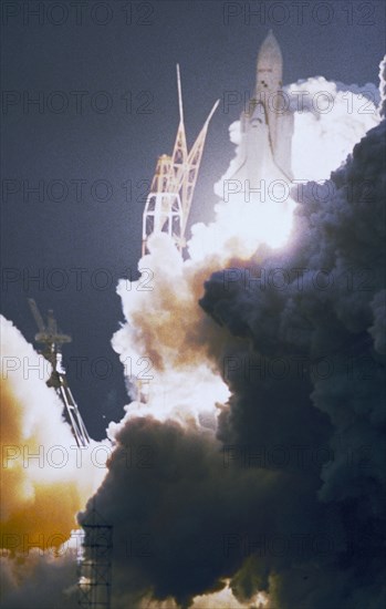 The launching of the energia rocket carrying the unmanned soviet space shuttle buran at baikonur in kazakhstan, ussr, november 15, 1988.