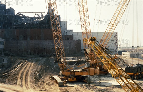 The entombment of the damaged reactor is in progress, chernobyl aps, ukraine, ussr, june 1986.