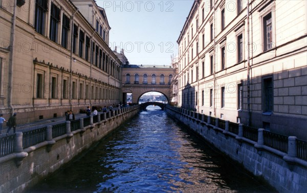 Griboyedov canal, leningrad, 1989.