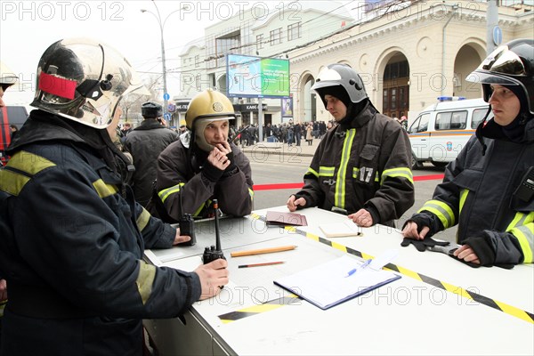 Moscow, russia, march 29, 2010, members of the russian emergencies ministry's mobile emergency response team outside park kultury metro station, sokolnicheskaya line of the moscow underground, an explosion rocked the metro station at 8,40 during the rush hour killing more than ten passengers.