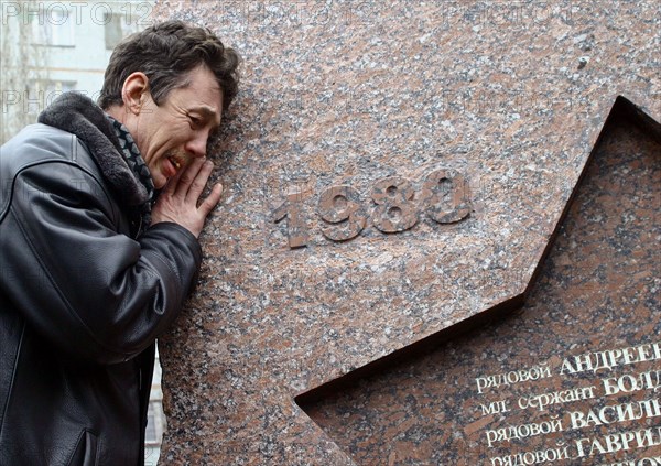 Moscow, russia, february 15, 2005, during the ceremony of unveiling of a monument to servicemen - internationalists lost in afghanistan at the memory park here.