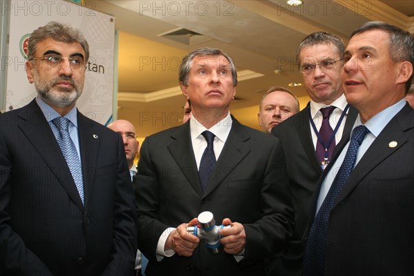 Kazan, russia, march 4, 2011, turkish energy minister taner yildiz, russian vice-prime minister igor sechin, and the head of tatarstan's regional government, rustam minnikhanov (l-r front) at the 11th meeting of the russian-turkish interstate commission for trade and economic cooperation, the talks discussed gazprom's participation in the samsun-ceyhan pipeline project.