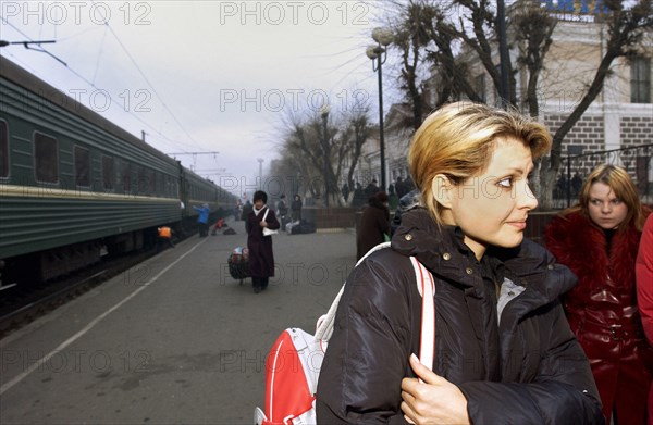 Inna khodorkovskaya, wife of former yukos ceo mikhail khodorkovsky, seen upon arrival at the railway terminal in chita from krasnokamensk after visiting husband who serves his term in penal colony yag 14/10,  october 29, 2005.