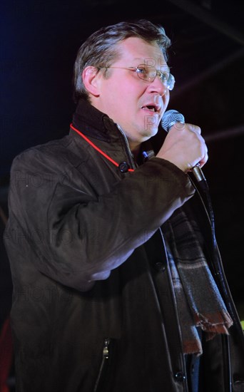 Moscow, russia, december 5, 2011, politician vladimir ryzhkov during an opposition protest in central moscow against alleged vote-rigging in the december 4 parliamentary election.