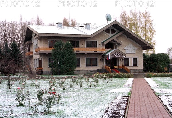 Moscow, russia, october 18, 1999, the presidential countryside residence russ (zavidovo), where russian president boris yeltsin is recuperating after a bout of flu, pictured on monday, october 18, 1999.