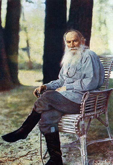 Leo n,tolstoy seen in his family estate called yasnaya polyana in may 1908, this is the only colour photograph of the great writer, one of the first ones in russia, photo was taken by sergei prokudin-gorskll.