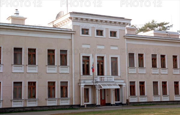 Moscow, russia, july 15, 1999, vacationing russian president boris yeltsin on thursday moved from his residence 'rus' in zavidovo to the countryside residence gorki-9 just outside moscow (ops), the move was recommended because of 'the somewhat complicated ecological situation in the tver region', on the border between which and the moscow region zavidovo is located.