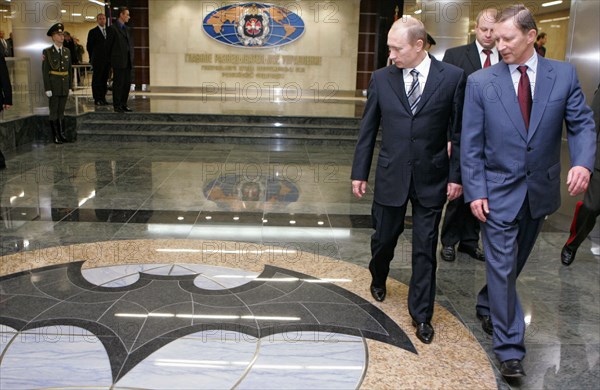 Russian president vladimir putin and russian defence minister sergei ivanov, l-r, visit a new headquarters of the main intelligence agency (gru) of the russian armed forces general staff, moscow, russia, november 8, 2006.
