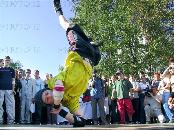 A break-dancer performs at the all-russian charity campaign against drug abuse and aids under the aegis of unicef, that is currently under way in kaliningrad, its goal is to promote healthy life-style among the population of russia, september 3, 2002.