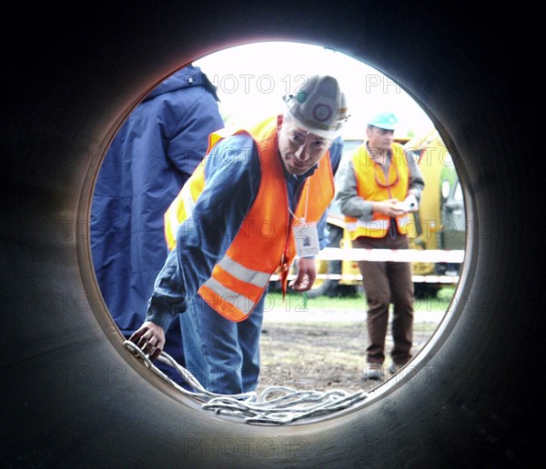 Georgia, may 23, 2003, at a groundbreaking ceremony (in pic) for the georgian stretch of the baku-tbilisi-ceyhan oil pipeline in east georgias tetritskaroid district, on friday, the project provides for the construction of a 1,760-km-long pipeline valued at 2,95 billion dollars.