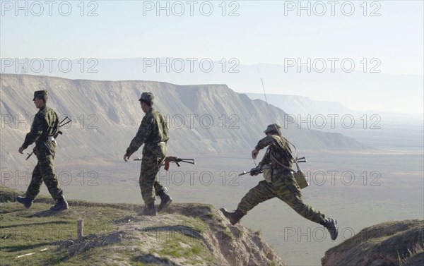 Russian motorized rifle division n 201 stationed in tajikistan is acknowledged the best in the system of russian defence ministry, february 1, 2002