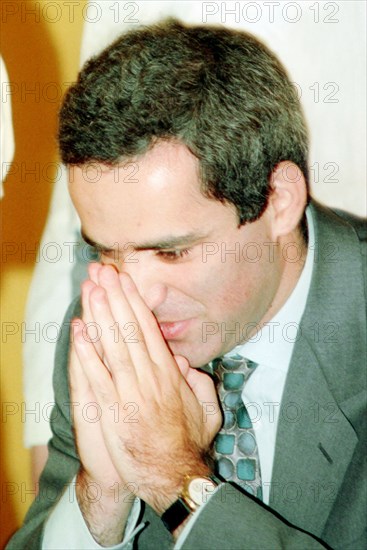 Moscow, russia, january 16, 2002, an outstanding russian chess grandmaster garry kasparov is going to take part in the fide world cup quick-chess tournament to be held in cannes (france) on march 20-25, kasparov has signed a necessary contract and it will be the first 'personal' meeting of garry kasparov with fide since 1993.