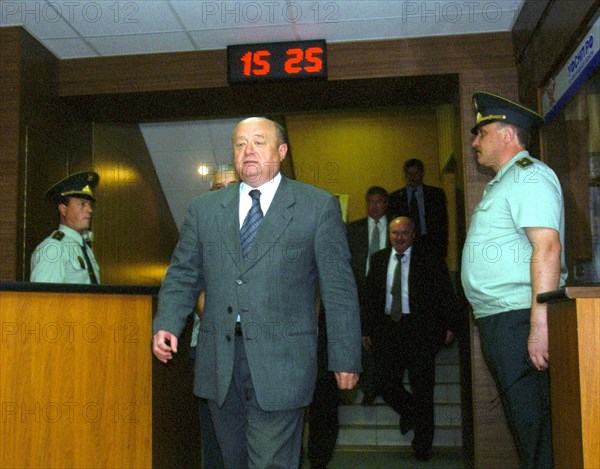 Mikhail fradkov, director of the federal service of russia's tax police, 8/02.
