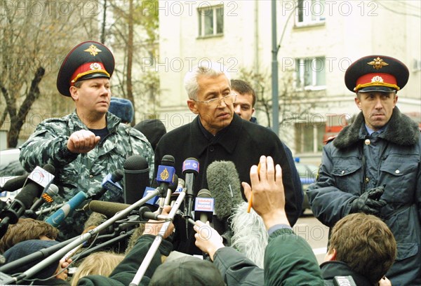Moscow, russia,10/26/02: chechen hostage crisis: deputy interior minister vladimir vasiliev (c) held a press conference on the results of the hostage-release operation, it took place near the operation staff.
