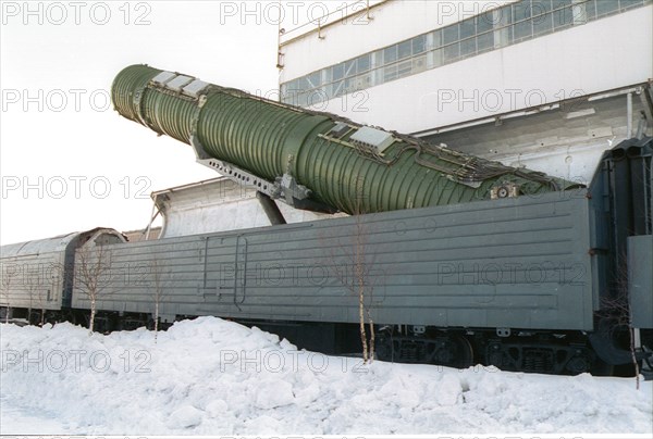 Russia, december 10 2002: picture shows an elevation of a solid-propellant intercontinental ballistic missile rs-22b (ss-24) installed on a combat railway missile complex , russian strategic missile forces were formed in december 17,1959 , they proved their combat effectiveness in the modern warfare, (photo alexander babenko).