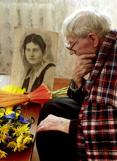 Vladivostok, russia, january 17 2003: the eldest resident of russia's martime territory afanasy ivanovich tarasov (in pic) has turned 116 today, he was married only once and beleives the 60 years of his marriage the happiest time in his life, alexandra tarasova died 10 years ago at the age of 82, afanasy ivanovich recalls his beloved wife every day, (photo itar-tass / vladimir sayapin).