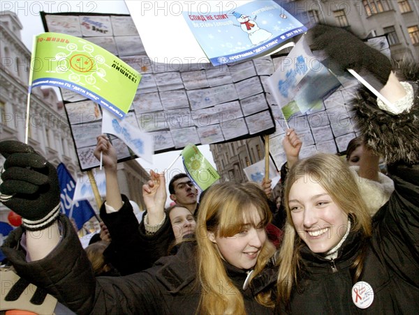 Participants in the 'march for the sake of life' marking the world anti-aids day in the centre of moscow, russia, december 1,2003.