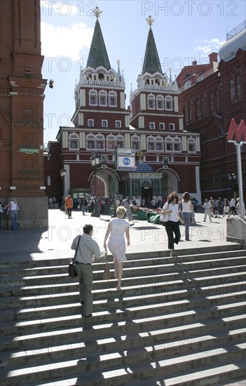 Resurrection (voskresenskiye) gate, also called iberian gate, with the small iverskaya (iberian) chapel in front of it, is a replica built in the 1990s, this is the only existing gate of the kitai-gorod in moscow, russia, the gate is situated in the northwest corner of red square and connects with manege square, the original building was constructed during the 16th century but was torn down in 1931 on stalin's order.