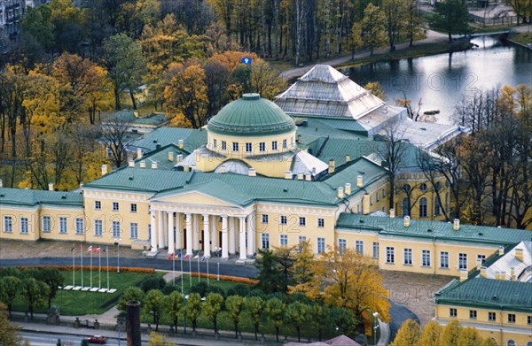 Tavrichesky palace (where cis meetings are held) in st, petersburg, russia.