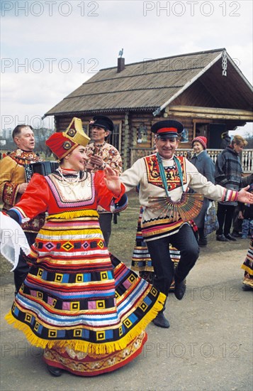 Ryabinushka folk ensemble performing at an easter folk festival at kolomenskoye in the moscow region.