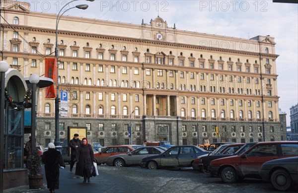 The federal security service (fsb, formerly the kgb) headquarters (lubianka) in dzherzhinsky square, moscow, russia.