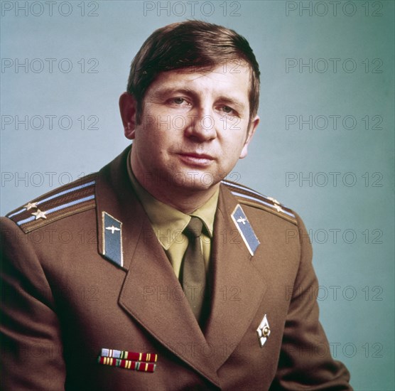 Soyuz 24, soviet cosmonaut yuri glazkov, 1977.
