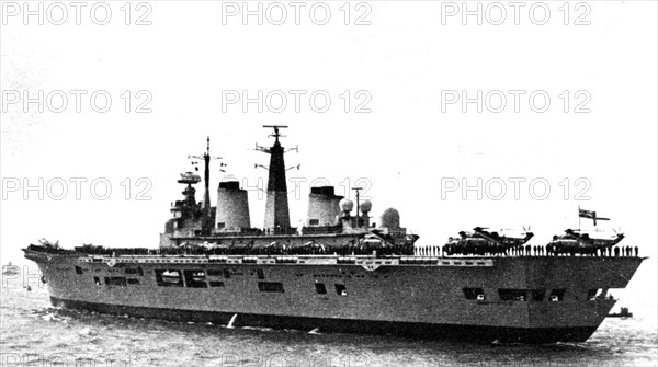 Falklands War Malvinas 1982 HMS Invincible Air carrier