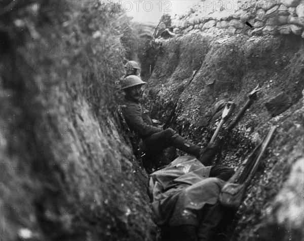 Troops waiting to advance on Beaumont Hamel.