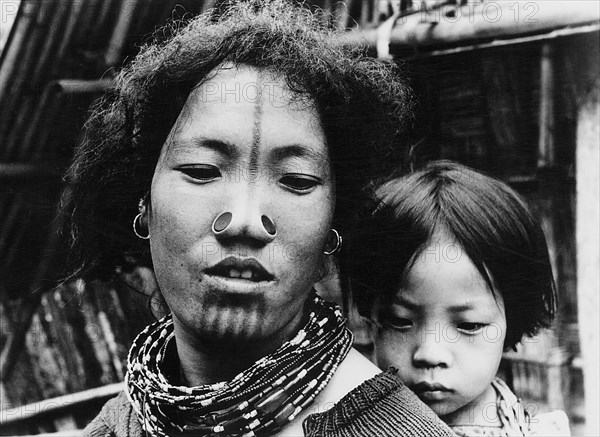 Mother and child of the Apa Tani tribe on Arunachal Pradesh