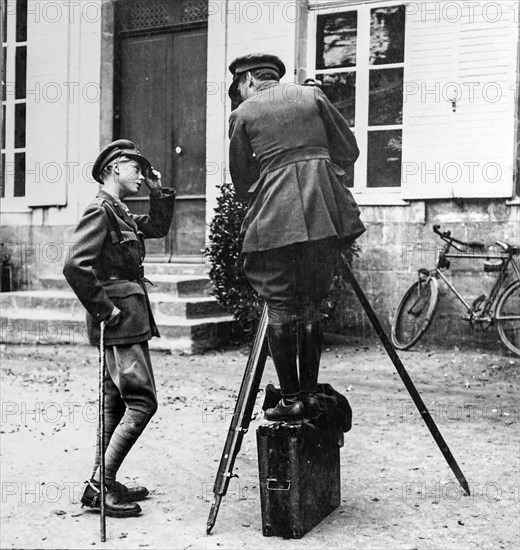 Stereoview WW1 Realistic Travels Military photographs circa 1920. HRH the Prince of Wales discusses cinematography with Dr H.D. Girdwood