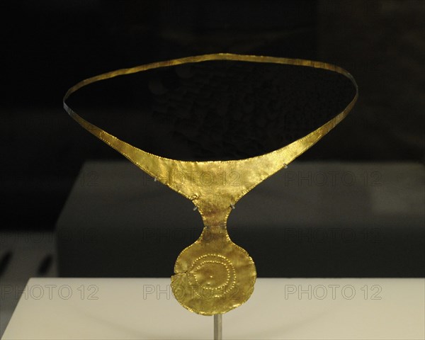 Diadem of Caravaca, Gold