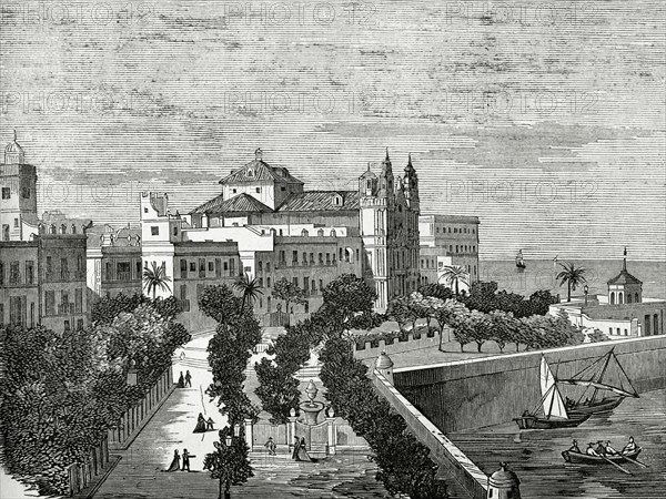 Spain, Andalusia, Cadiz, Alameda avenue of Marquis of Comillas and Baroque Church of El Carmen