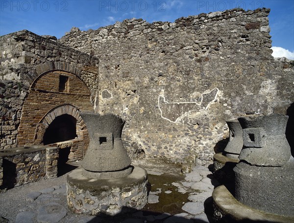 Modestus Bakery (Pistrinum)