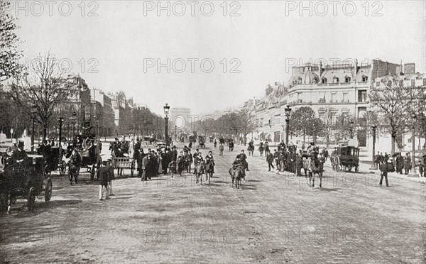 The Avenue des Champs-Elysées, Paris