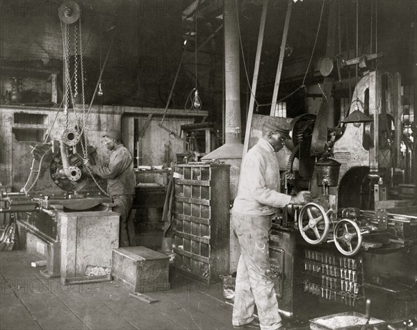 Student shipbuilders at Newport News, Virginia