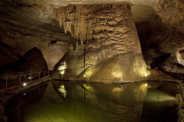 Cathedral Caverns, Scottsboro, Alabama