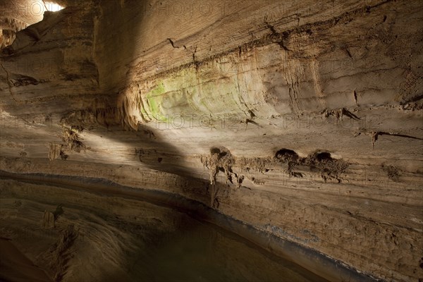 Cathedral Caverns, Scottsboro, Alabama