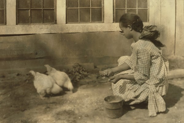 Alice Cooper and her poultry.