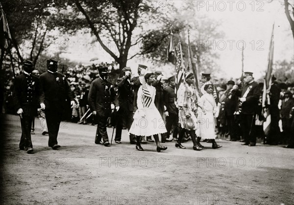 Negro G.A.R. veterans parading, New York City, May 30, 1912