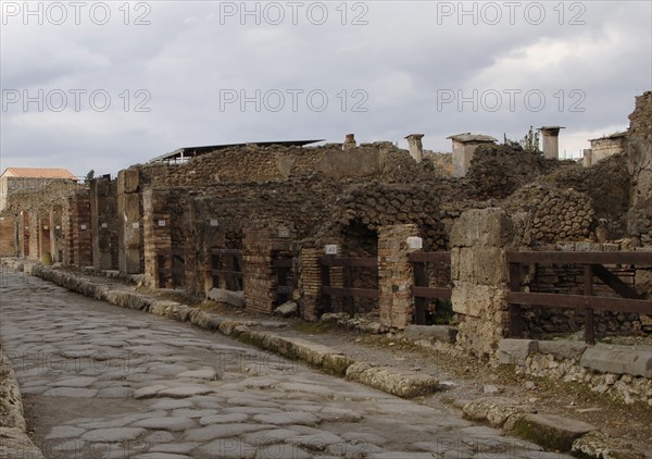 Pompeii. Cobbled street.