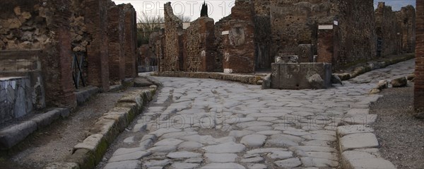 Pompeii. Cobbled streets.