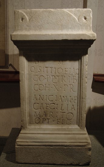 Funerary altar of Annicia Caecilia.