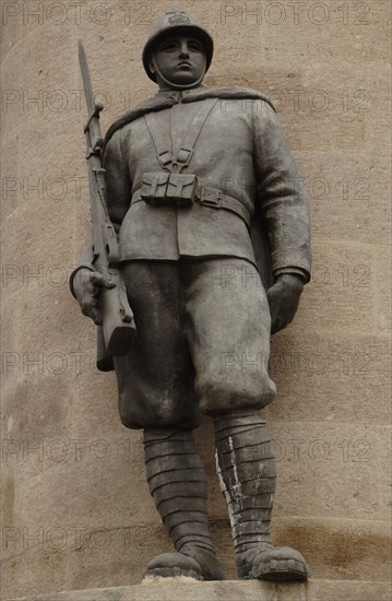 Monument to Financial Guard.