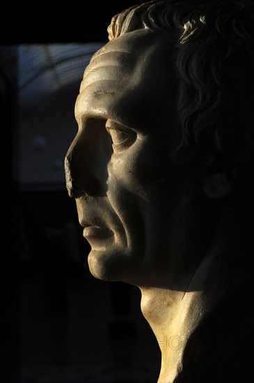 Bust identified by some as Julius Caesar, others as dictator Sulla.